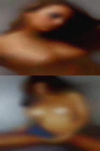 AR swinger to eat pussy.
